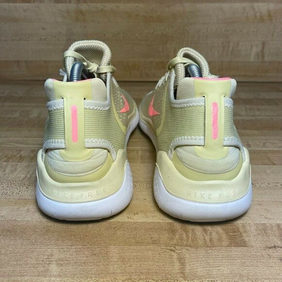Nike Free RN 2018 Womens Round Toe Running Shoes Yellow Size US 11 A01911-700 - Picture 5 of 7
